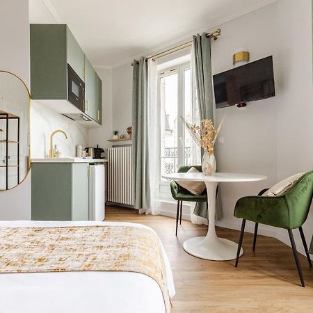 Studio De Charme Parisien ลูวาลัวเปแรต์ ภายนอก รูปภาพ
